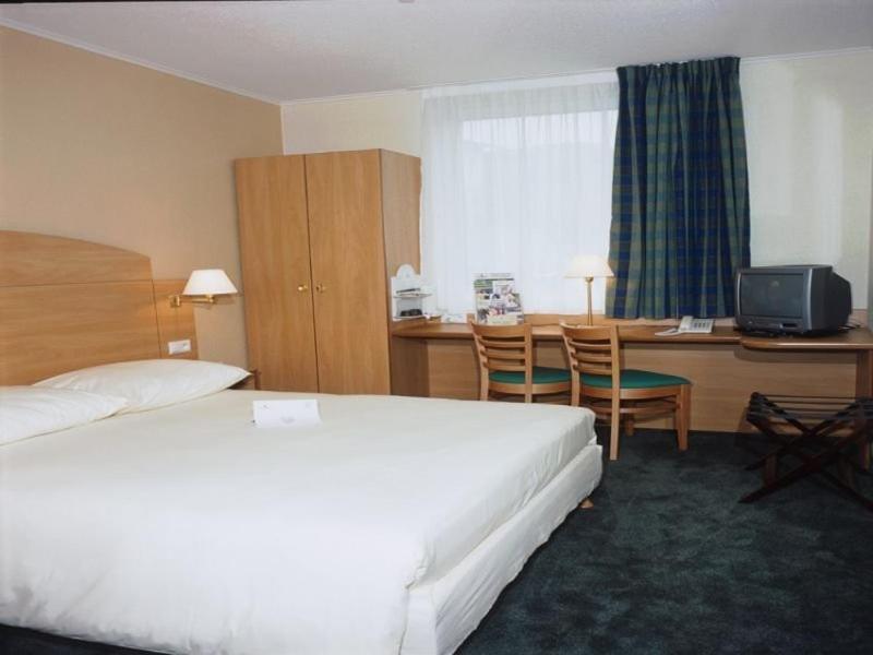 Campanile Hotel Szczecin Phòng bức ảnh