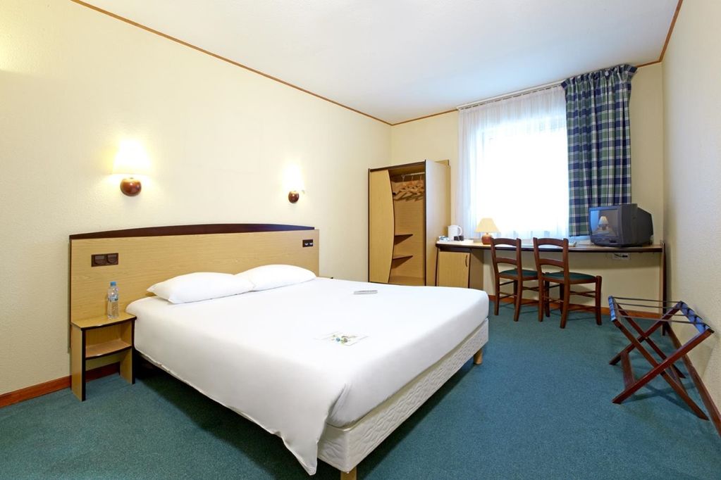 Campanile Hotel Szczecin Phòng bức ảnh